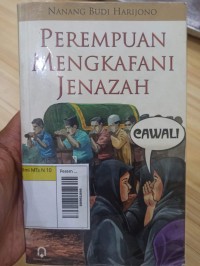 Perempuan Mengkafani Jenazah